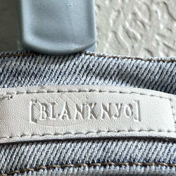 Blank NYC The Madison Crop High Rise Jeans Women’s Size 30 White Stars - Picture 10 of 15